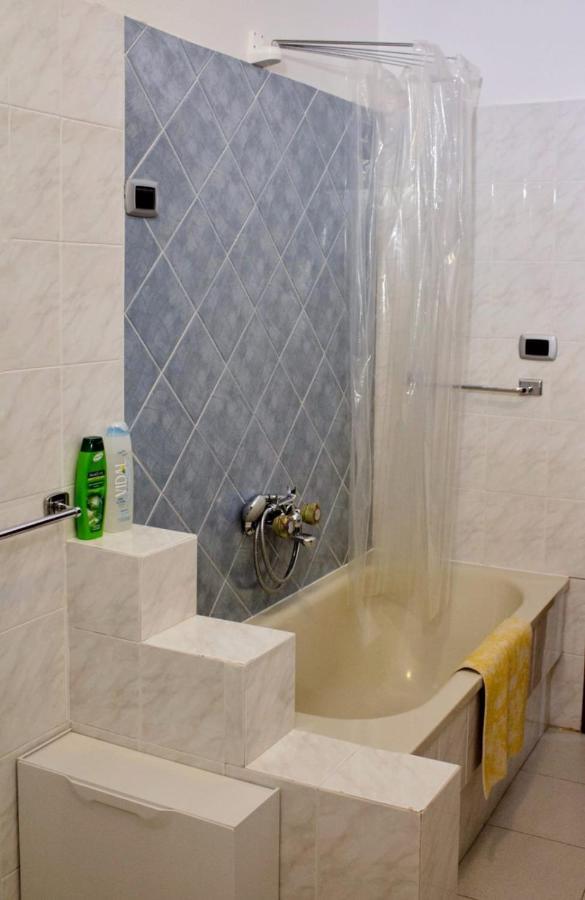 La Collina Dei Ciliegi Bed & Breakfast Sarule Ngoại thất bức ảnh
